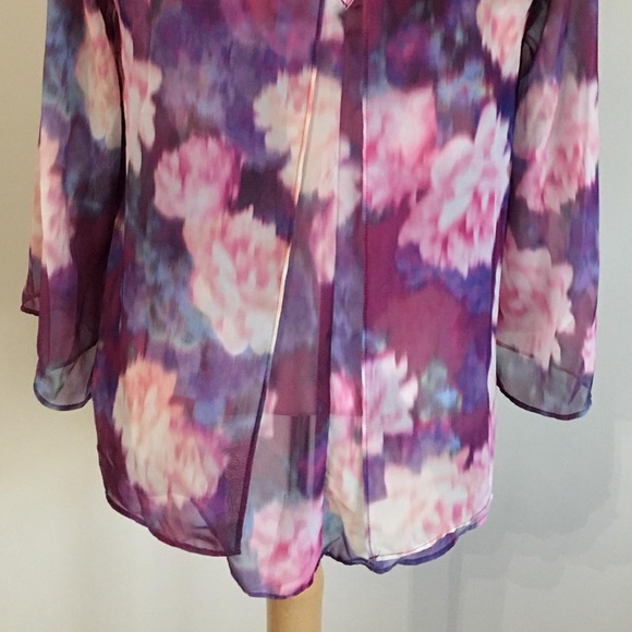 💰3/$15 Jennifer Lopez Flower Print Blouse - Picture 4 of 6